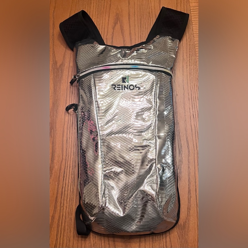 REINOS Hydration Backpack Water Pack for Running Hiking‎ Biking Festivals Raves